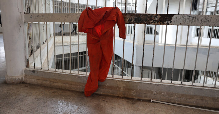 سجن صيدنايا حيث قُتل آلاف السوريين تحت التعذيب.