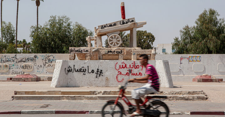 “Horizontality” in Protest Campaigns: Critical Insights and Lessons Learned