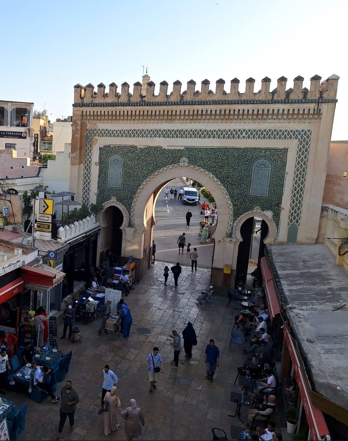 Civic Disengagement in Morocco: The Shrinking Social Base of Civil Society Organizations and Its Repercussions